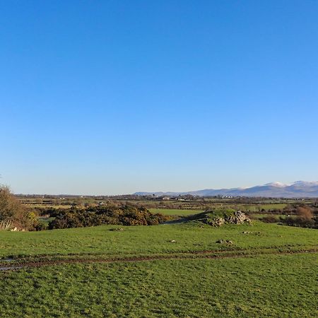 Villa Cosy Barn Dwyran Esterno foto