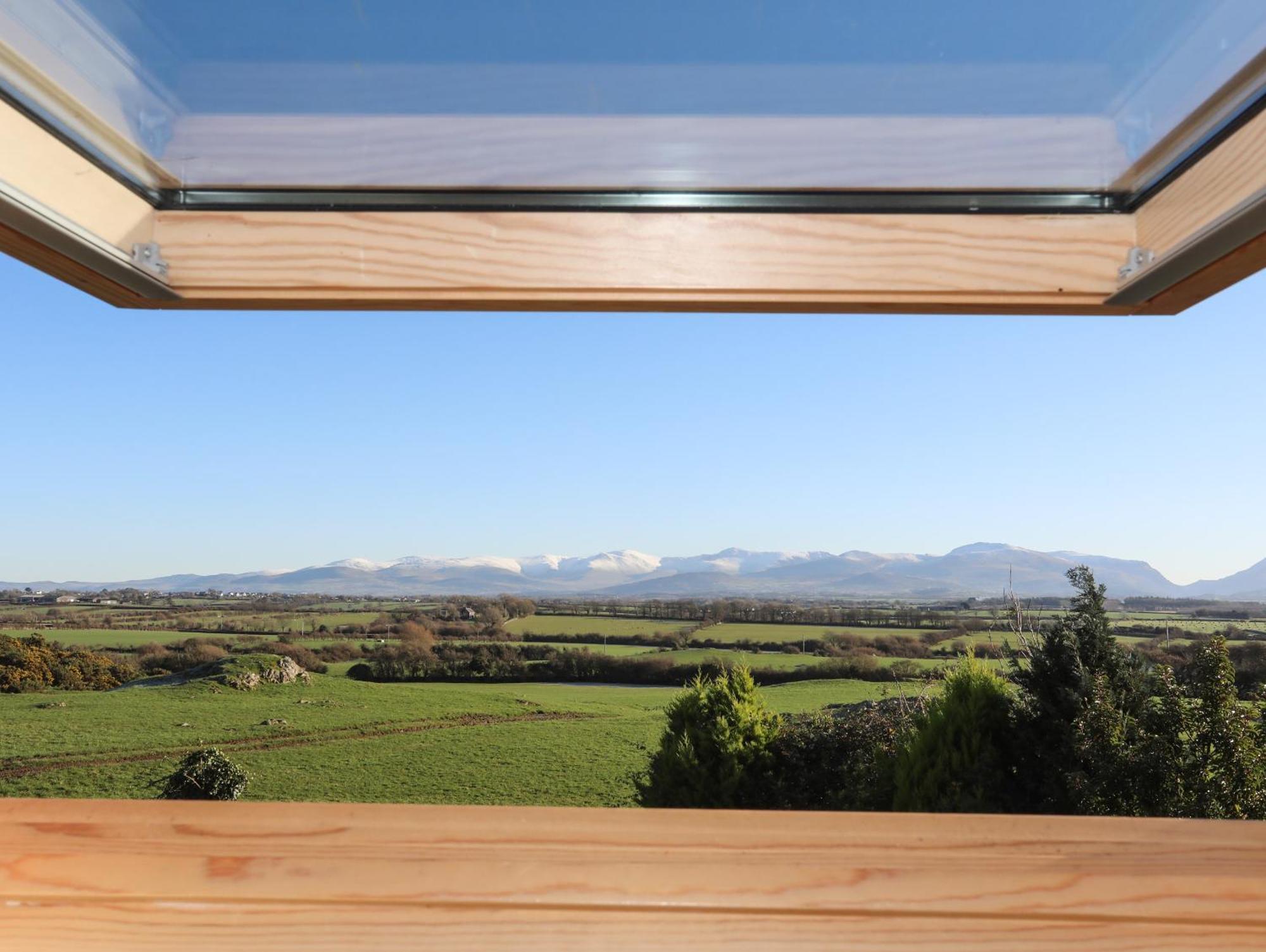 Villa Cosy Barn Dwyran Esterno foto