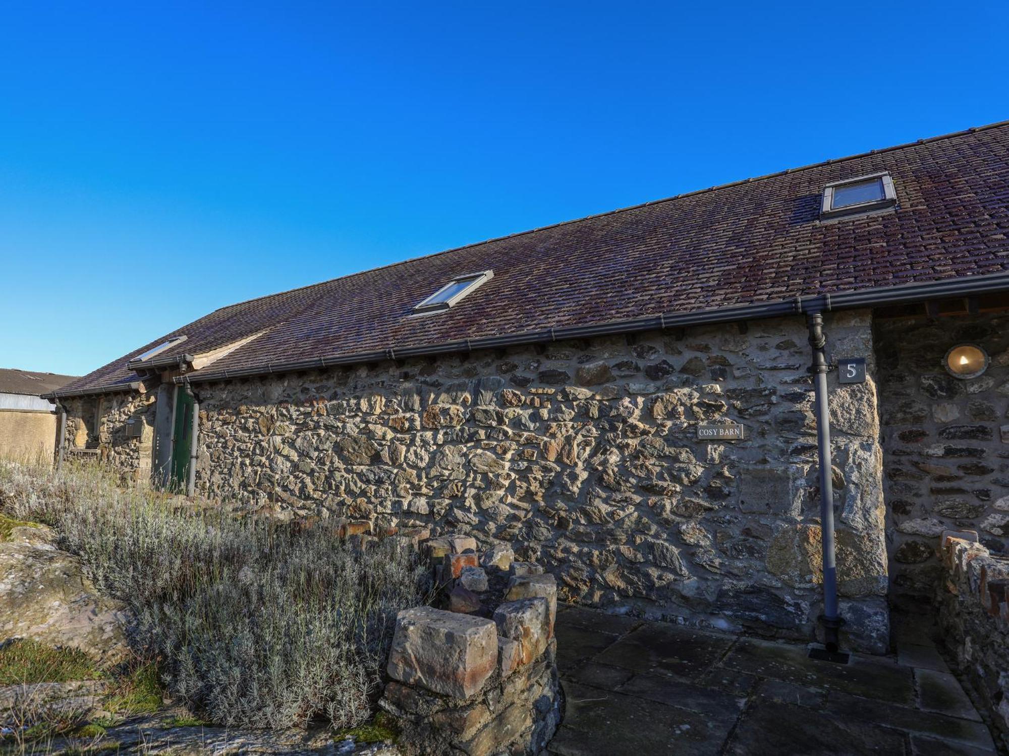 Villa Cosy Barn Dwyran Esterno foto