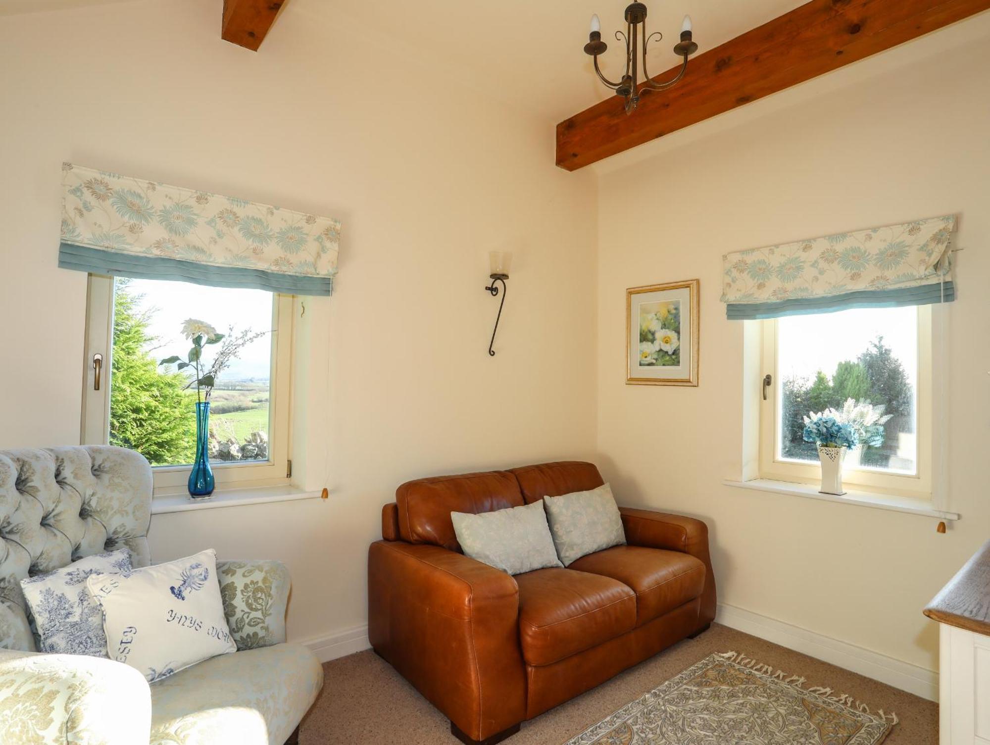 Villa Cosy Barn Dwyran Esterno foto