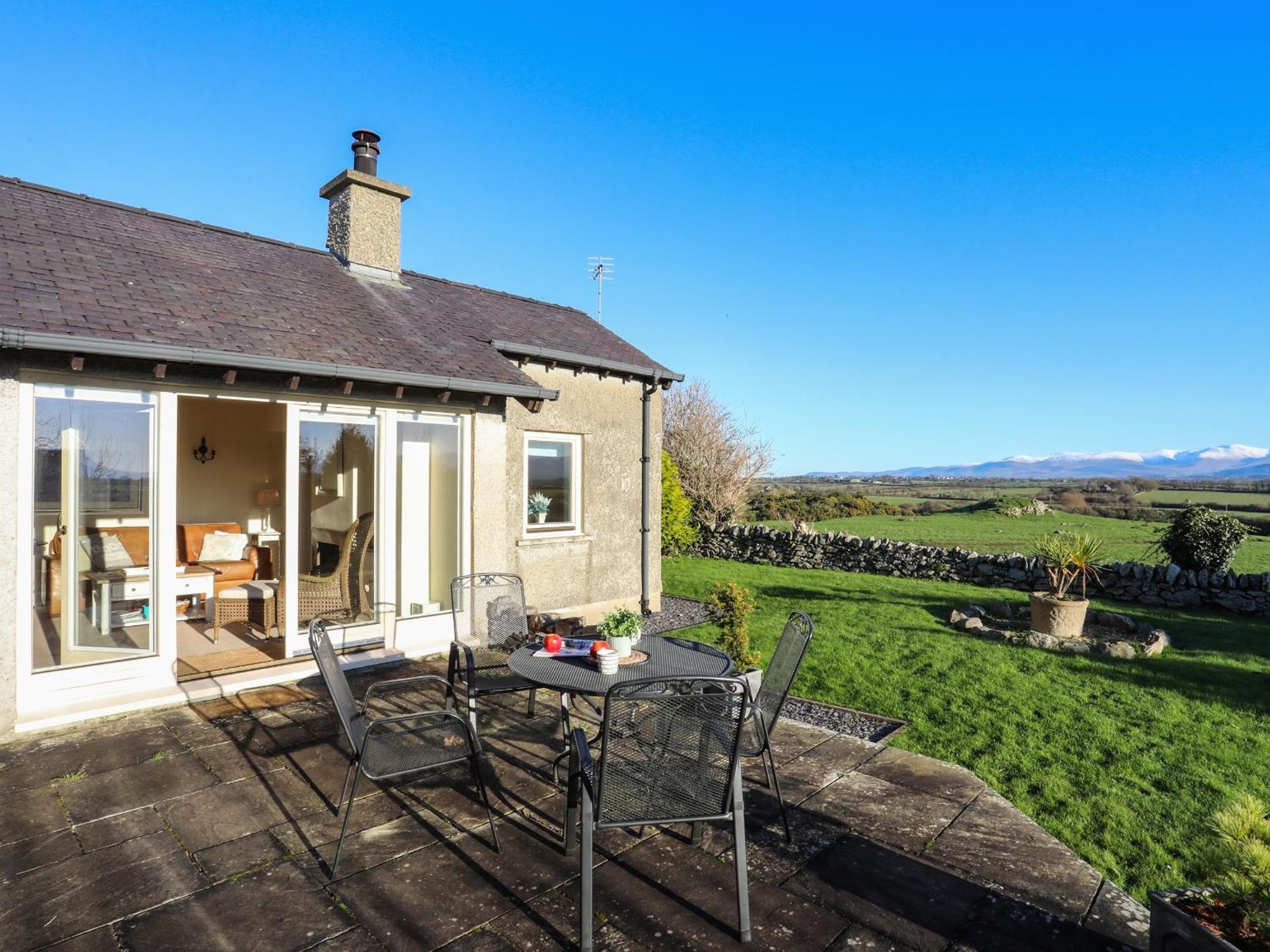 Villa Cosy Barn Dwyran Esterno foto